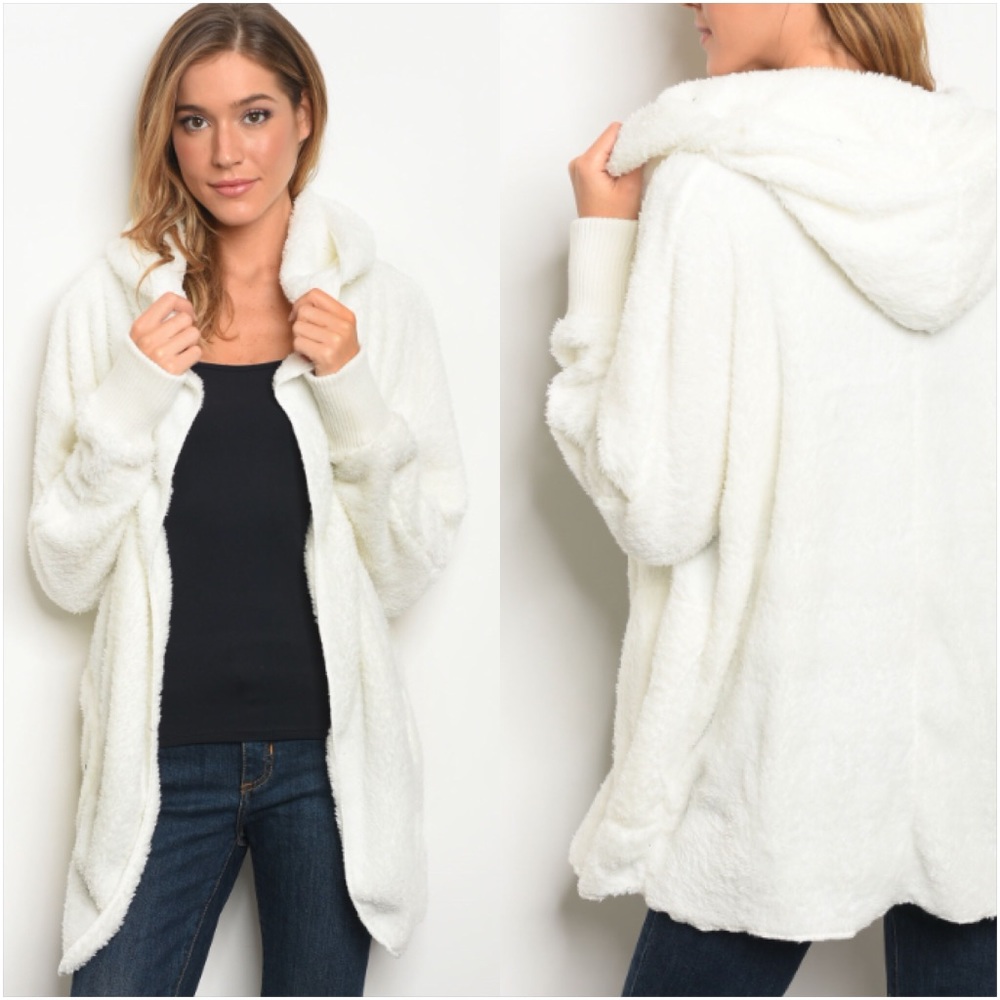 Lucious Soft Off White Sweater Jacket O/S 2-12 - Picture 5 of 7